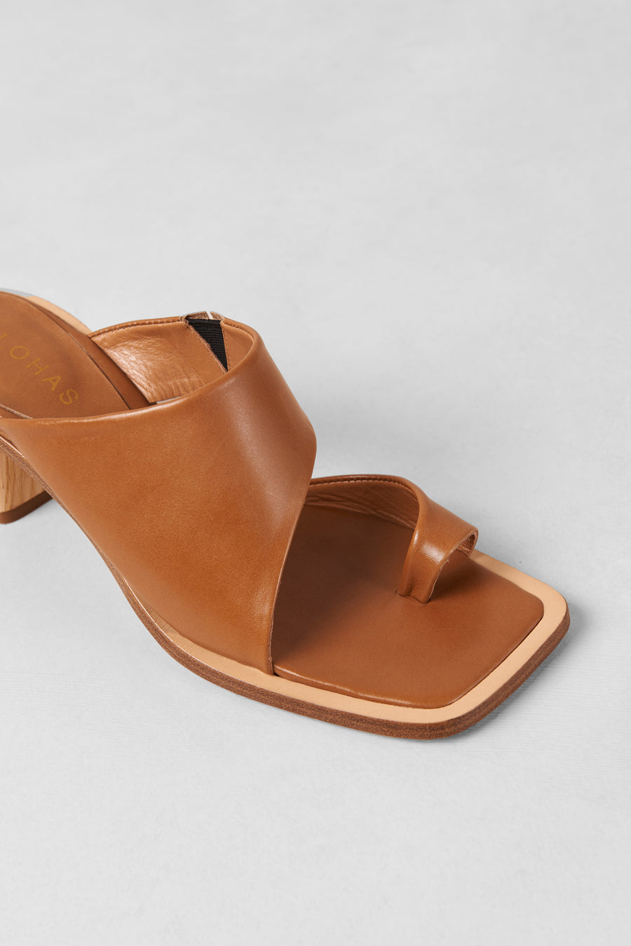 Alohas Josie Leather Sandal - Tan