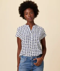 Sustainable Blouses A Timeless Fashion amenity 