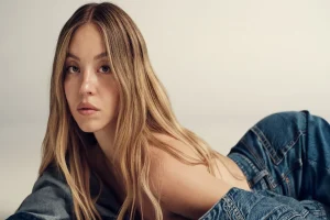 Sydney Sweeney Heats Up Wall Street with American Eagle Ad 