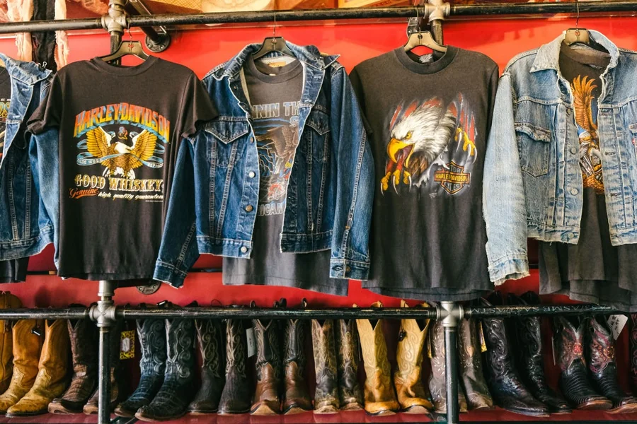 Thrift Vintage Fashion