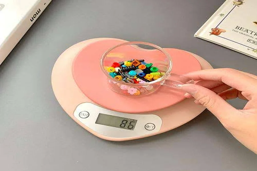 How to Choose the Best Kitchen Weighing Scale for Accurate Cooking and Baking