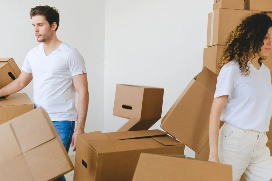 How to Simplify the Moving Process When Your Move-In Day is Changed