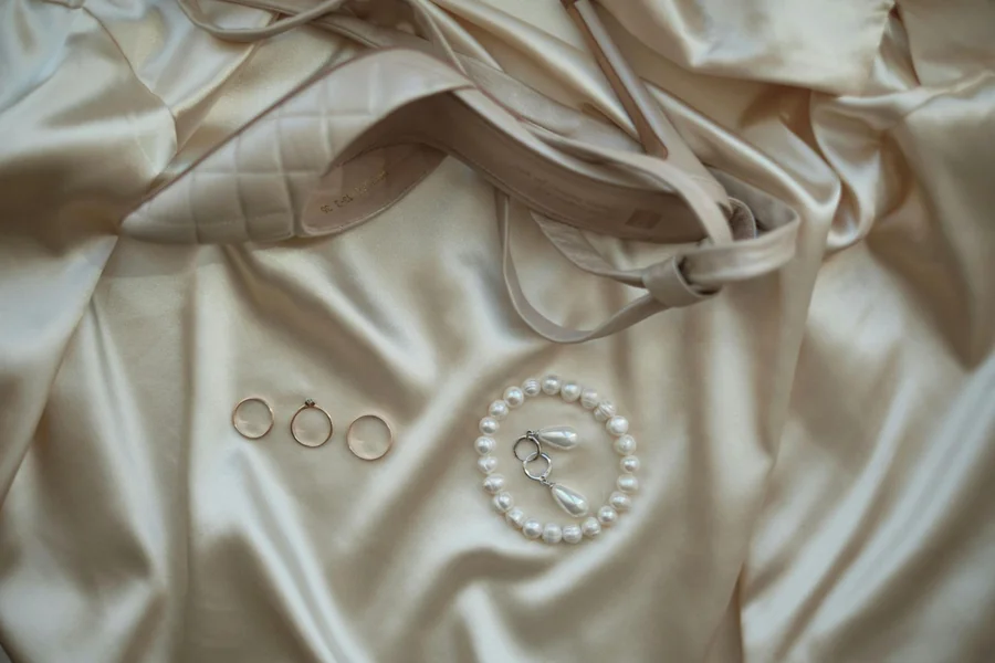 Jewelry Inspiration For Women Who Appreciate Refined Simplicity