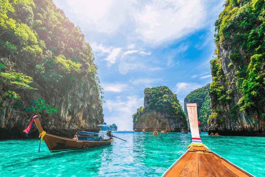 best time to travel to Thailand