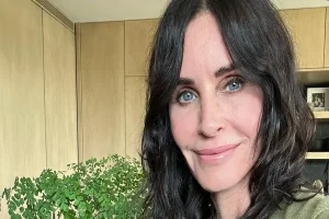 Courteney Cox From Friends Icon to Hollywood Superstar