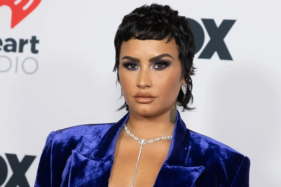 Demi Lovato Biography