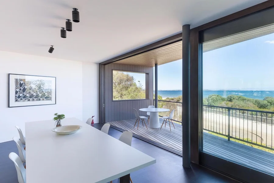 How a Beachside Home Sets the Tone for a Mindful Lifestyle