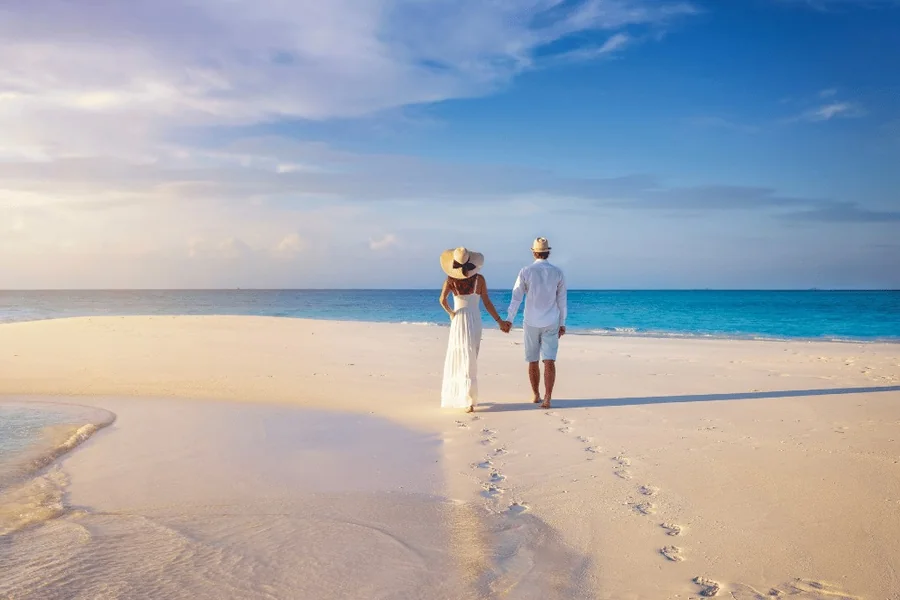 Planning a Glamorous Honeymoon With Added Luxury
