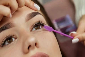 How Eyelash Extension Supplies Help Professionals Achieve Stunning Results Safely