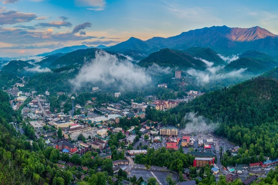Twice The Fun Top Experiences Every Couple Should Enjoy in Gatlinburg