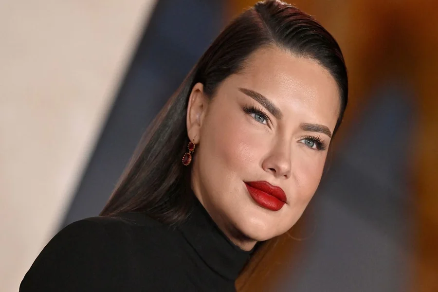 Adriana Lima Hair