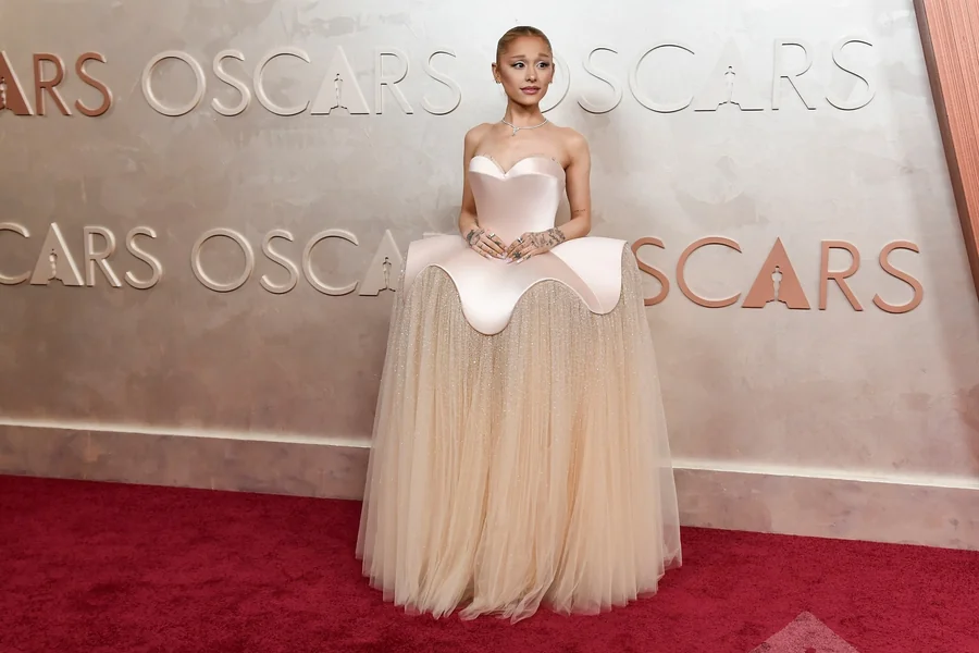 Ariana Grande Oscars