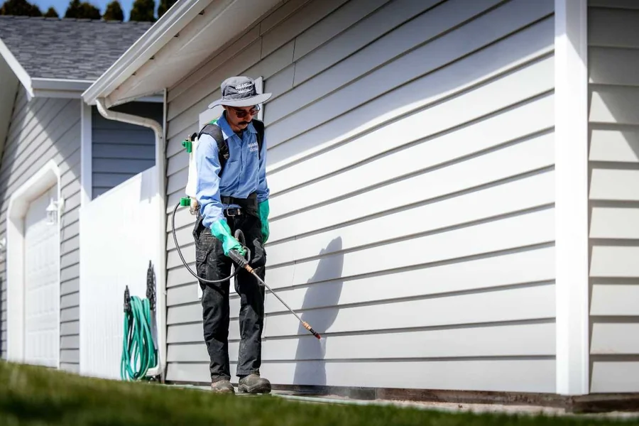 Common Mistakes Residents in Orlando Make When Handling Pest Issues