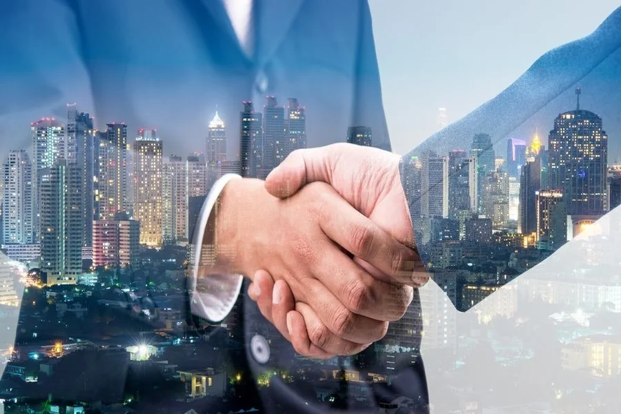 Navigating Cross-Border Relationships