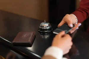What to Look for When Booking a Hotel for a Family Vacation