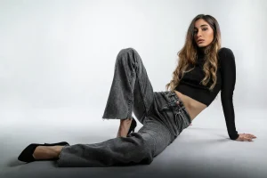 Black Embellished Jeans Styling Tips for Chic Outfits