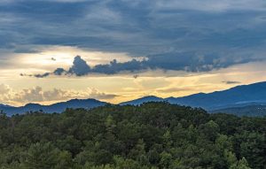 Fun Evening Activities to Add to Your Travel Itinerary