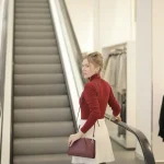 Burgundy Turtleneck Sweater Looks for Casual and Elegant Fashion