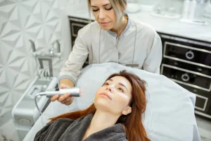The Science of Oxygenated Water in Skincare — What Medical Founders Are Doing Differently
