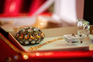 Statement Jewelry vs. Everyday Jewelry: What’s the Difference—and Which Should You Start With?