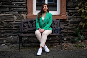Green Blazer Dress Style Guide for Modern Fashion