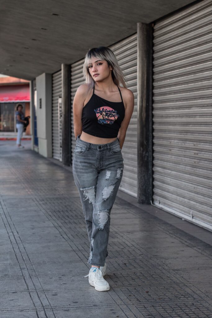 grey ripped skinny jeans