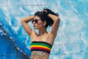 Jamaican Bathing Suit Style Guide for Beach Fashion