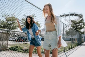 Jorts Women Style Guide for Everyday Fashion