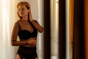 Mesh Bodysuit Style Guide for Modern Fashion Looks