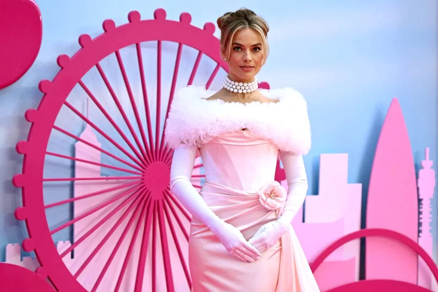 Pink Leather Dress Style Guide for Bold and Elegant Fashion